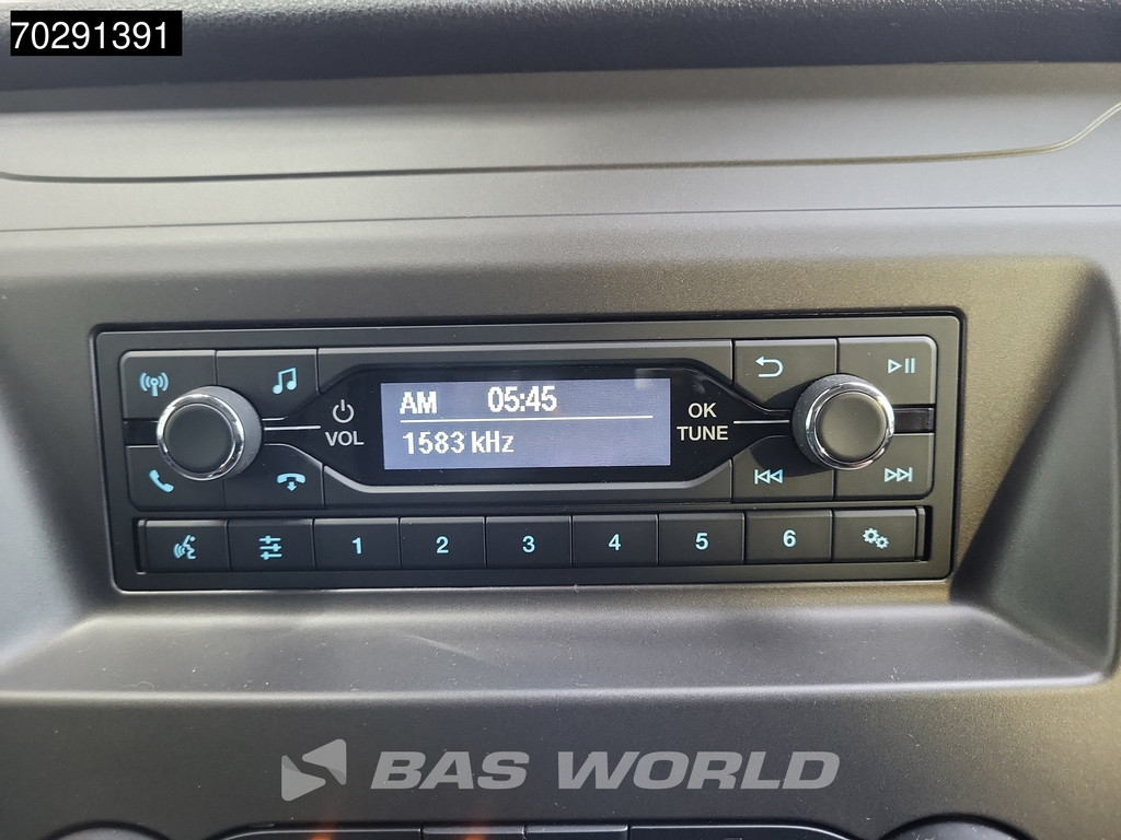 Ford Transit 130pk L2H2 Nieuw! Airco Cruise Parkeersensoren Trend L2 10m3 Airco Cruise control 14