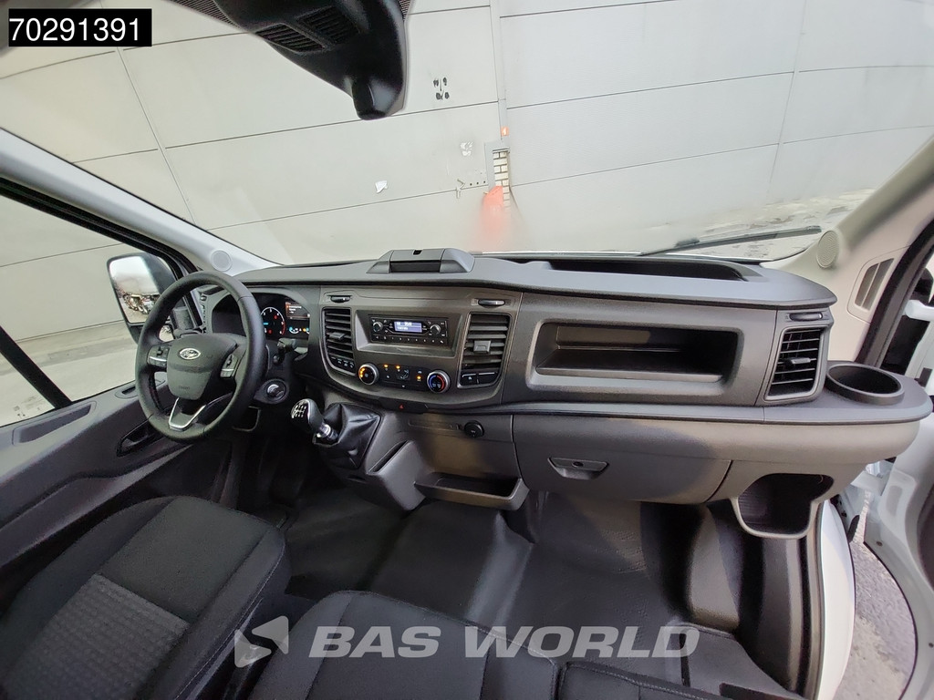 Ford Transit 130pk L2H2 Nieuw! Airco Cruise Parkeersensoren Trend L2 10m3 Airco Cruise control 8