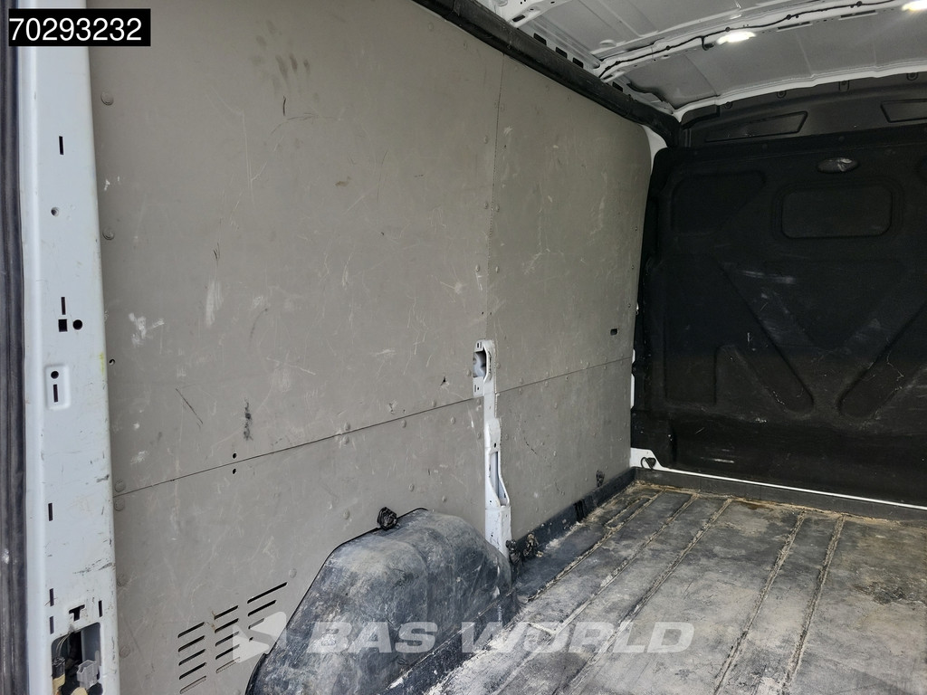 Ford Transit 130pk L3H2 Airco Cruise Parkeersensoren Euro6 L3 10m3 Airco Cruise control 8