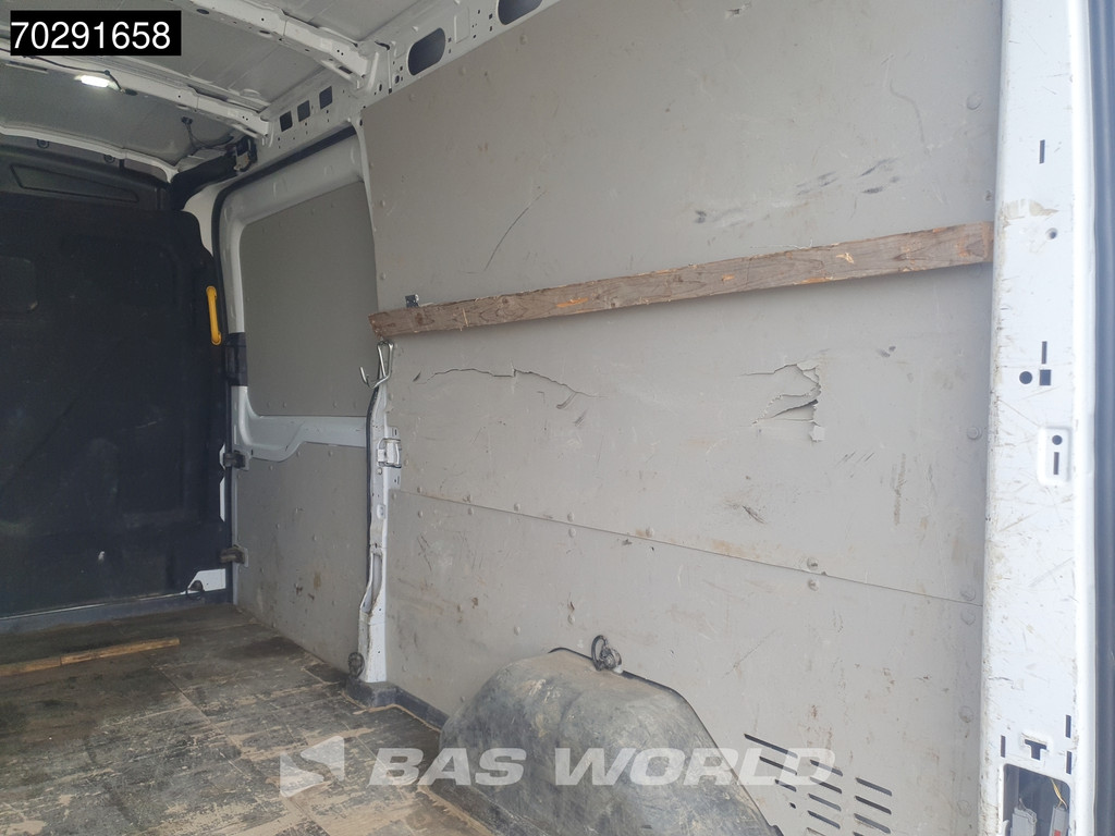 Ford Transit 130pk L3H2 Trekhaak Airco Cruise Euro6 L3 12m3 Airco Trekhaak Cruise control 7