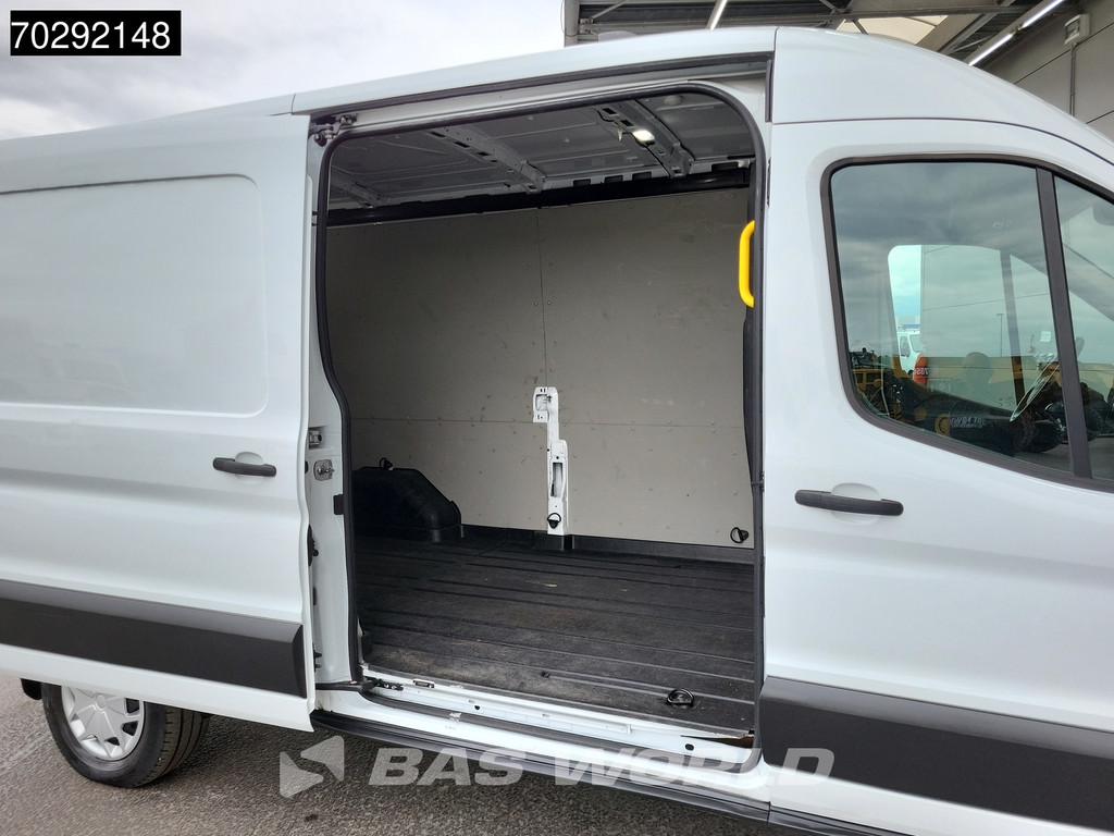 Ford Transit 130pk L3H2 Trekhaak Airco Cruise Parkeersensoren Euro6 L3 12m3 Airco Trekhaak Cruise control 7