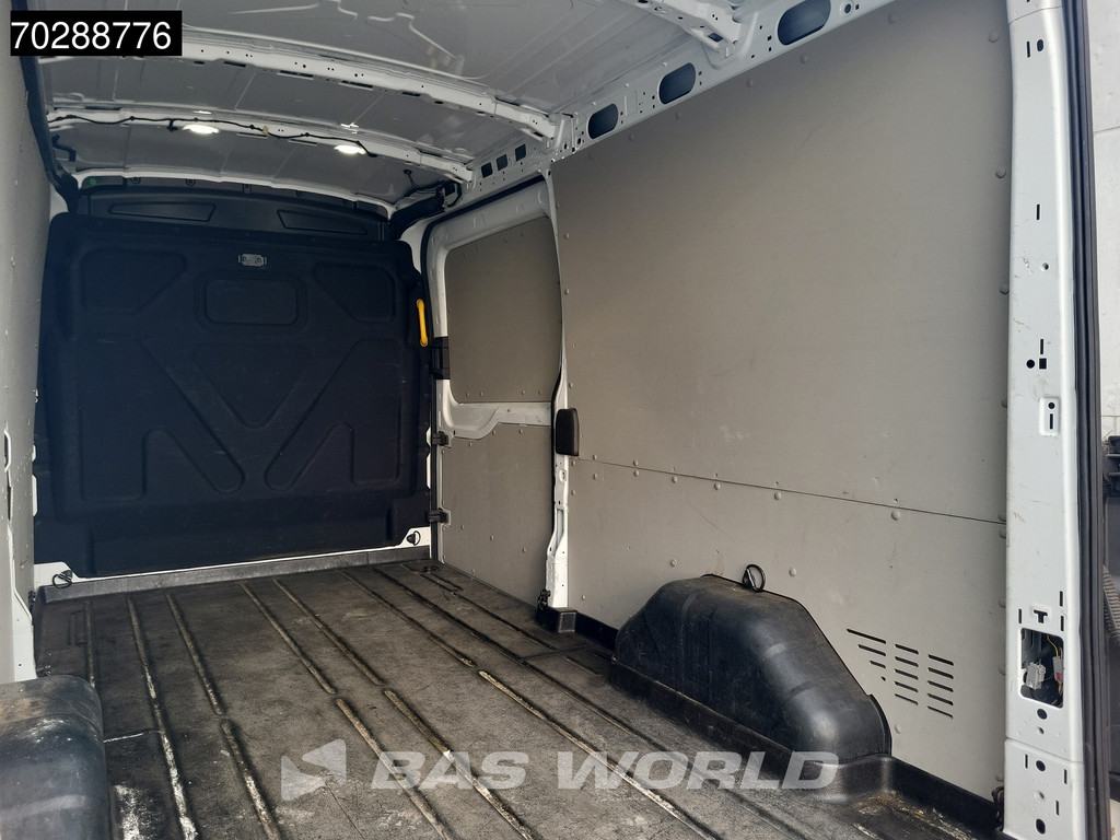 Ford Transit 130pk L3H2 Trekhaak Airco Cruise Parkeersensoren Euro6 L3 12m3 Airco Trekhaak Cruise control 9