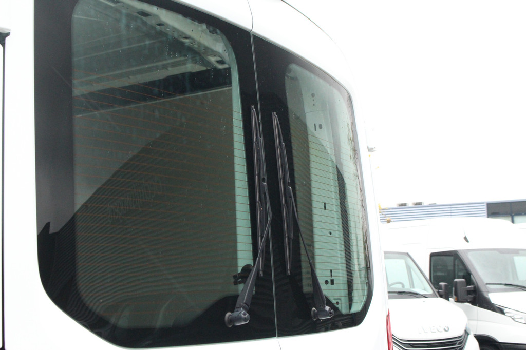 Ford Transit 290 2.0TDCI 130pk L2H2 Trend | Trekhaak | Ramen Achter | Stoelverwarming | Cruise | Lease 396,- p/m 10