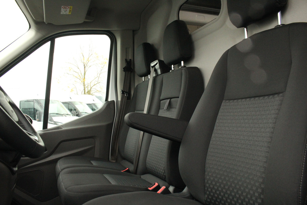 Ford Transit 290 2.0TDCI 130pk L2H2 Trend | Trekhaak | Ramen Achter | Stoelverwarming | Cruise | Lease 396,- p/m 15