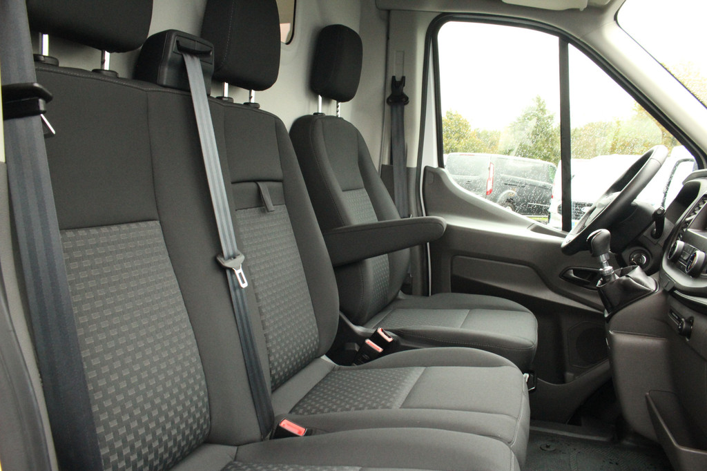 Ford Transit 290 2.0TDCI 130pk L2H2 Trend | Trekhaak | Ramen Achter | Stoelverwarming | Cruise | Lease 396,- p/m 17