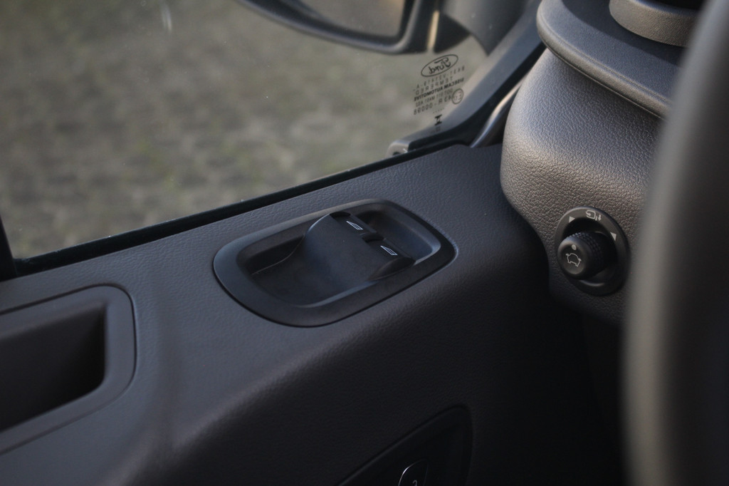 Ford Transit 350 2.0TDCI 130pk L3H2 Trend | Sync4 12 | Carplay/Android | Cruise | DAB | PDC | Lease 591,- p/m 17