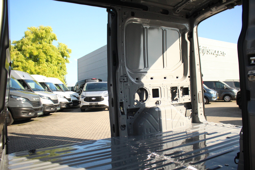 Ford Transit 350 2.0TDCI 165pk L2H2 Trend | Automaat | 2800kg trekgewicht | L+R Zijdeur | Carplay/Android | Camera | Cruise | Sync 4 13 | Lease 645,- p/m 14