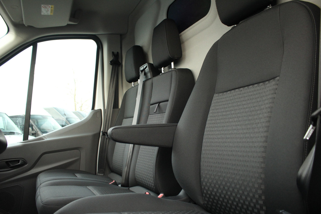 Ford Transit 350 2.0TDCI 165pk L3H2 Trend RWD | Automaat | 3500kg trekgewicht | Standkachel | Camera | Cruise | Lease 645,- p/m 14