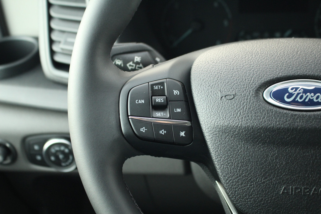 Ford Transit 350 2.0TDCI 165pk L3H2 Trend RWD | Automaat | 3500kg trekgewicht | Standkachel | Camera | Cruise | Lease 645,- p/m 19