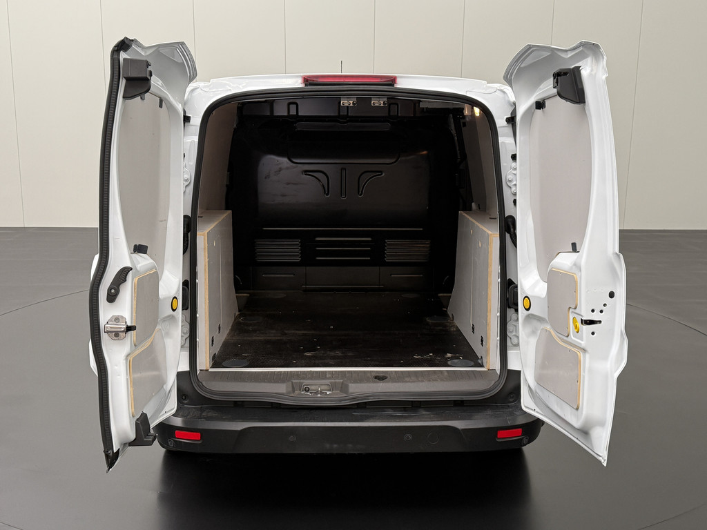 Ford Transit Connect 1.0 Benzine Business | Navigatie | Camera | Airco | Cruise | Betimmering 4