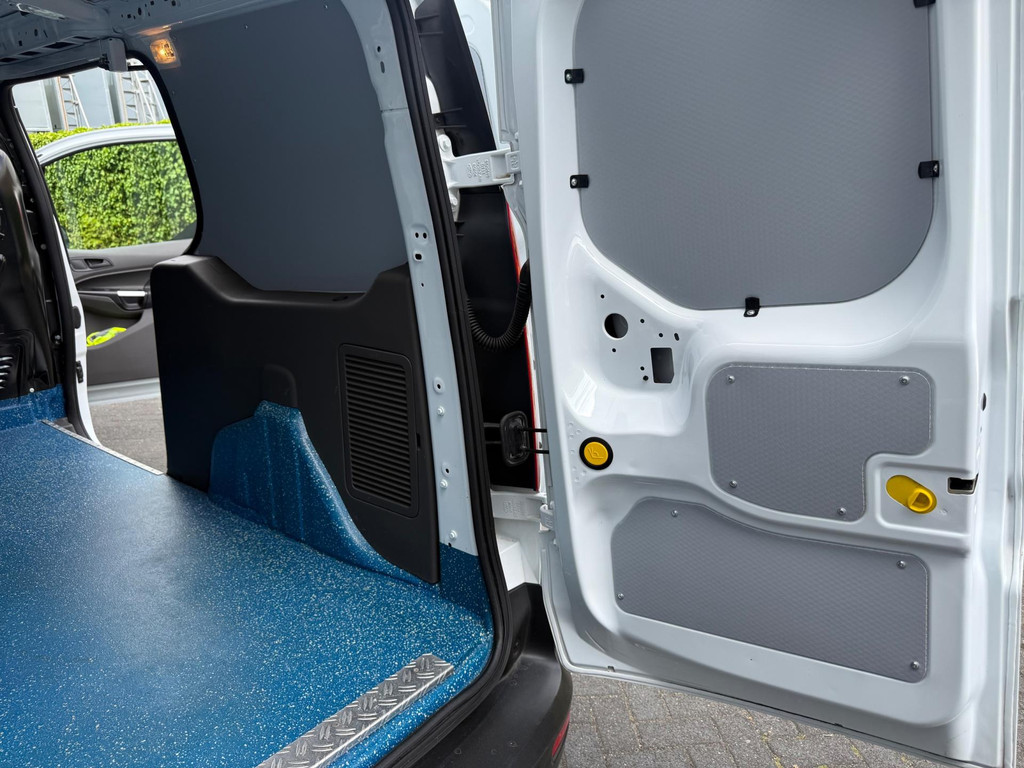 Ford Transit Connect 1.0 maxi L2 benzine bpm btw vrij 17