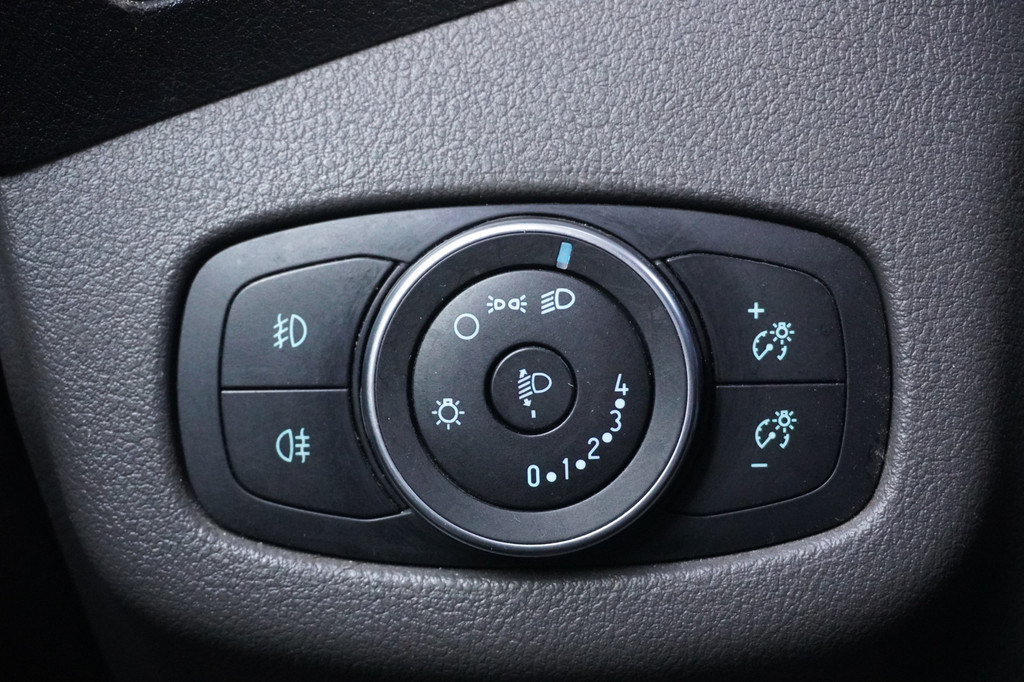 Ford Transit Connect 1.5 EcoBlue 100PK - EURO 6 - Airco - Cruise - Trekhaak - €8.950,- Excl. 16