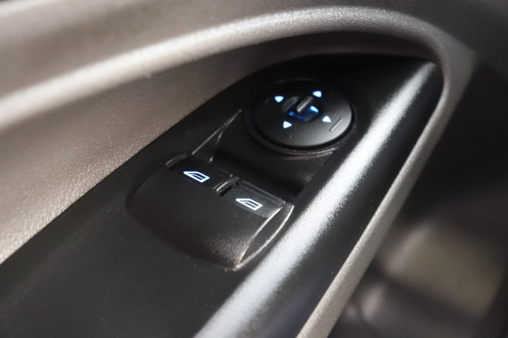 Ford Transit Connect 1.5 EcoBlue 100PK - EURO 6 - Airco - Trekhaak - ⬠9.950,- Excl. 16