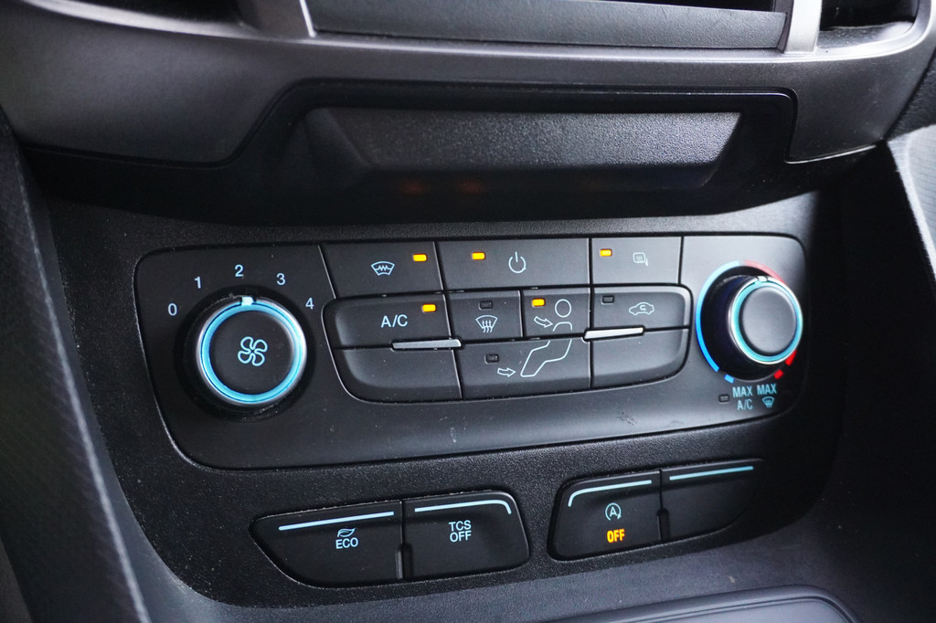 Ford Transit Connect 1.5 EcoBlue 100PK Automaat EURO 6 - Airco - Cruise - â¬13.900,- Excl. 10