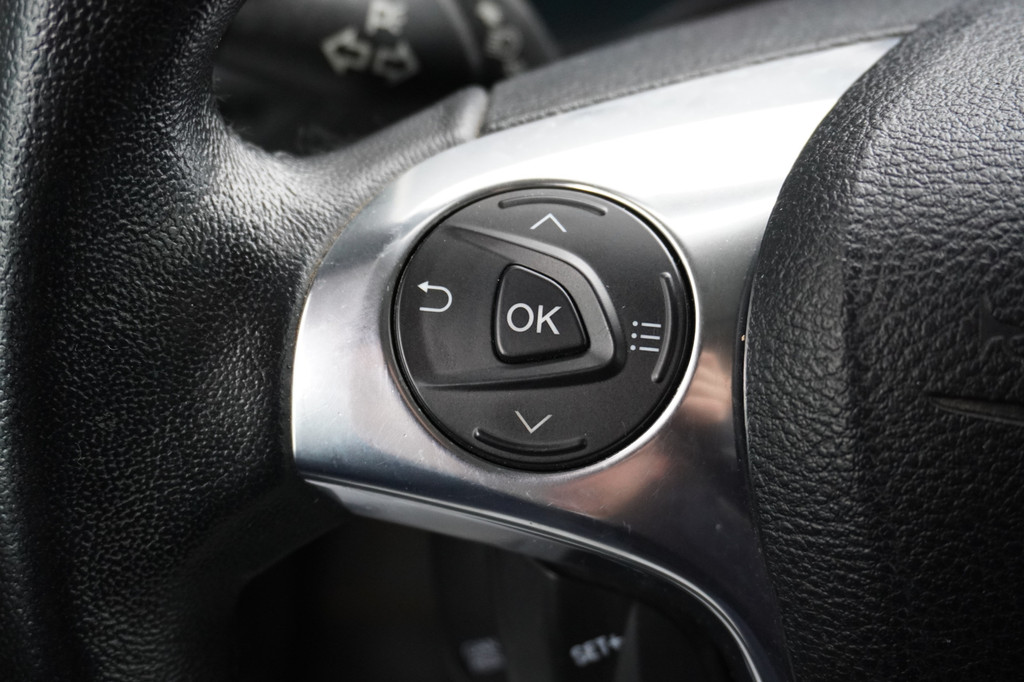 Ford Transit Connect 1.5 EcoBlue 100PK Automaat EURO 6 - Airco - Navi - Cruise - Camera - â¬11.950,- Excl. 16