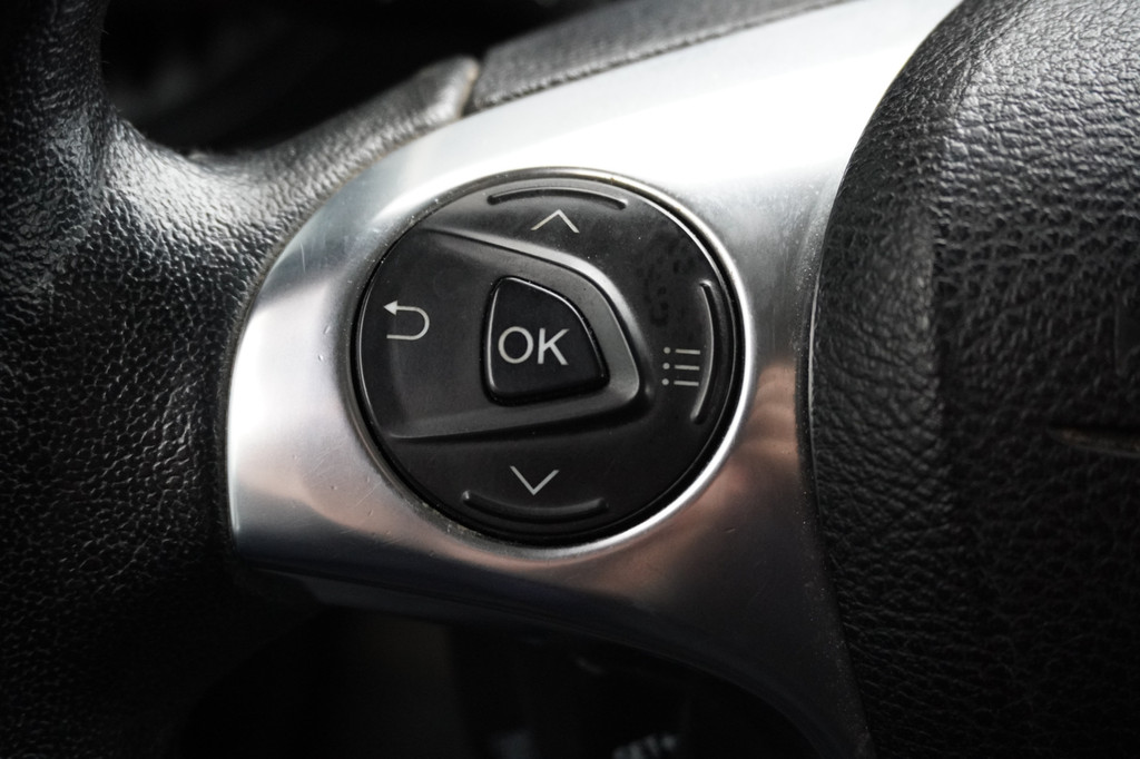 Ford Transit Connect 1.5 EcoBlue 100PK EURO 6 - Airco - Cruise - Trekhaak - â¬9.900,- Excl. 14