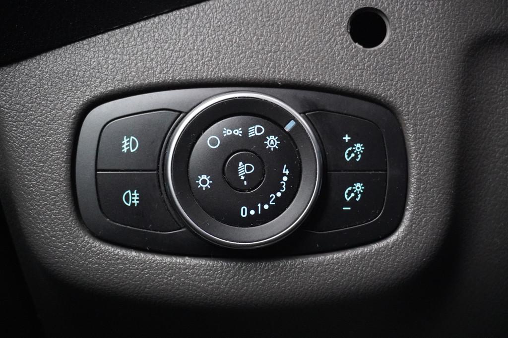 Ford Transit Connect 1.5 EcoBlue 100PK EURO 6 - Airco - Cruise - Trekhaak - â¬9.900,- Excl. 17