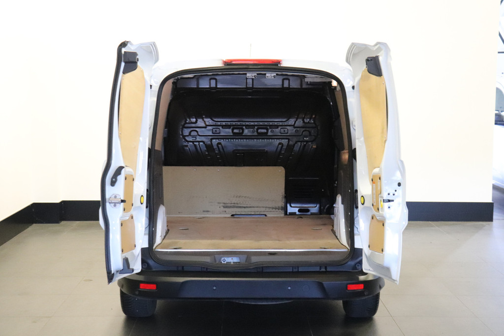 Ford Transit Connect 1.5 EcoBlue 100PK EURO 6 - Airco - Navi - Cruise - € 11.950,- Excl. 8