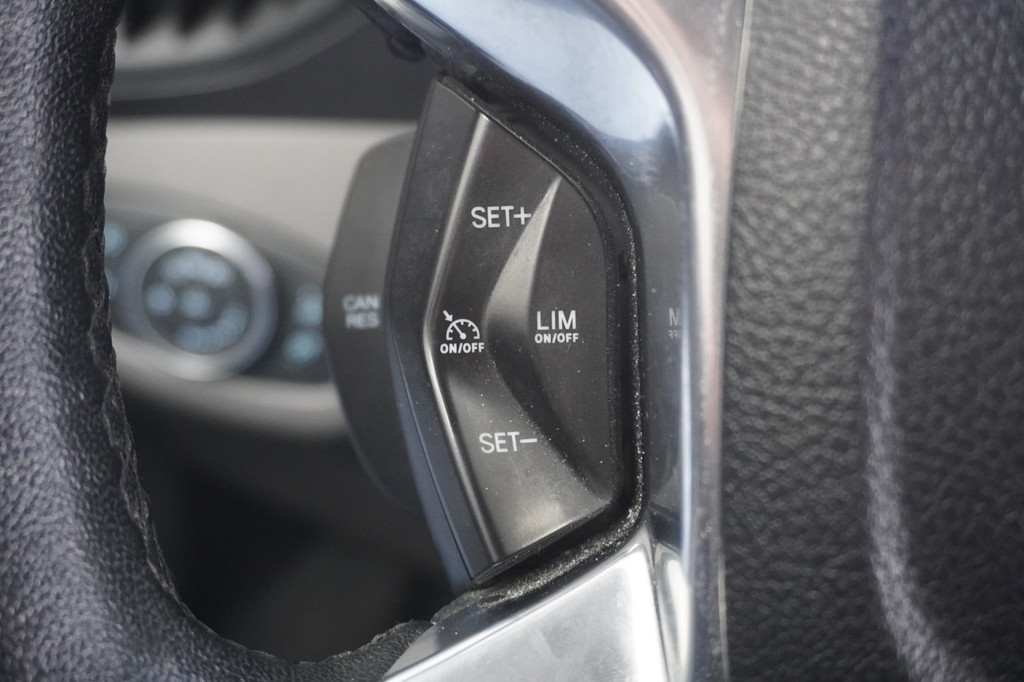 Ford Transit Connect 1.5 EcoBlue 100PK L2 - EURO 6 - Airco - Cruise - Trekhaak - â¬11.950,- Excl. 15