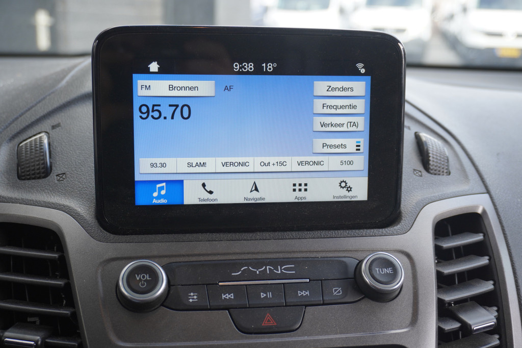 Ford Transit Connect 1.5 EcoBlue 100PK L2 Automaat EURO 6 - Airco - Navi - Camera - Trekhaak - ⬠11.900,- Excl. 10