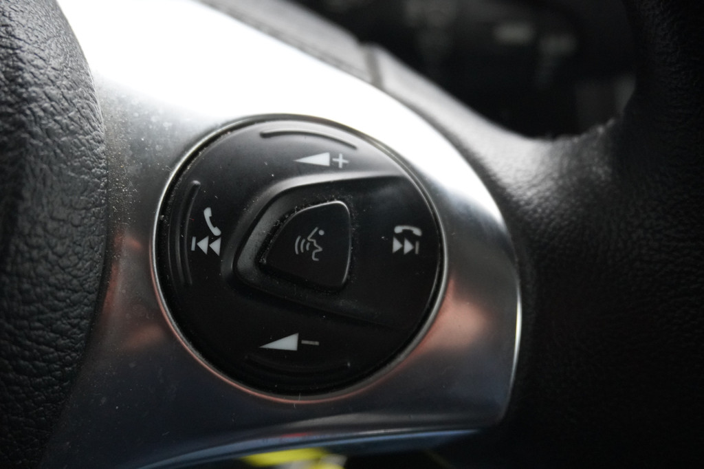 Ford Transit Connect 1.5 EcoBlue 100PK L2 EURO 6 - Airco - Cruise - Trekhaak - â¬10.900,- Excl. 12