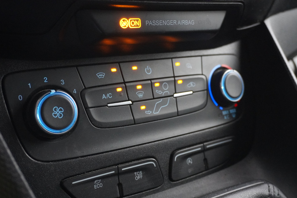 Ford Transit Connect 1.5 EcoBlue 100PK L2 EURO 6 - Airco - Cruise - Trekhaak - â¬10.900,- Excl. 8