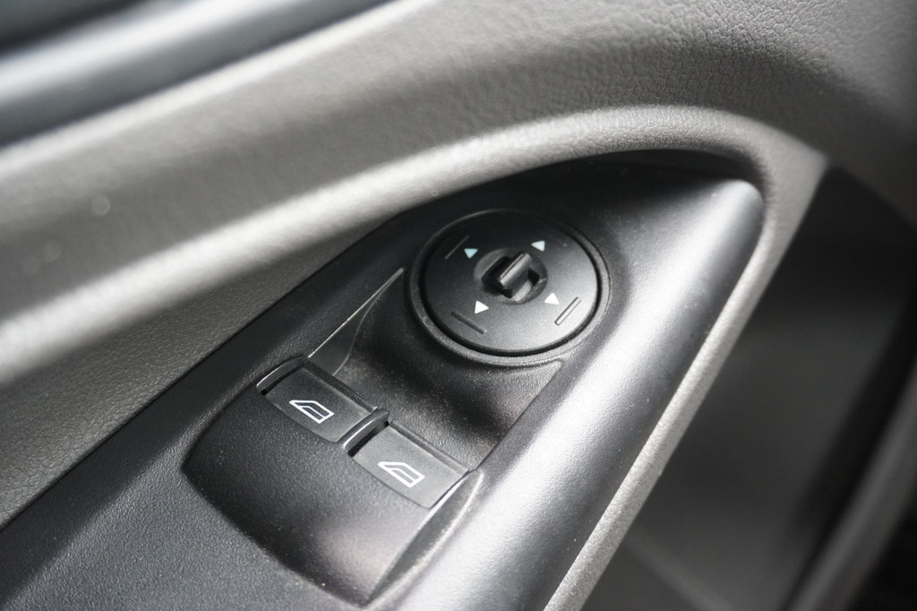 Ford Transit Connect 1.5 EcoBlue 100PK L2 EURO 6 - Airco - Cruise - Trekhaak - ⬠10.950,- Excl. 16