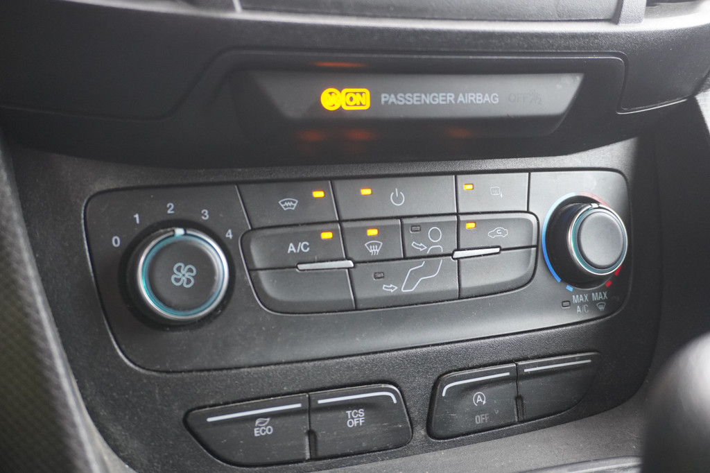 Ford Transit Connect 1.5 EcoBlue 100PK L2 EURO 6 - Airco - Cruise - Trekhaak - ⬠10.950,- Excl. 9