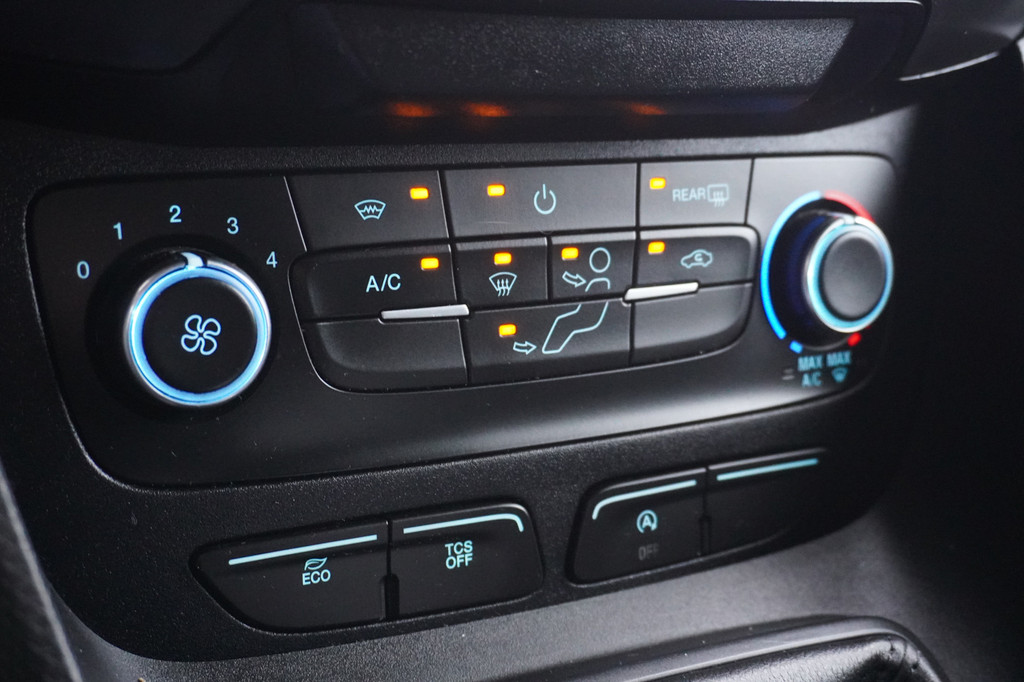 Ford Transit Connect 1.5 EcoBlue 100PK L2 EURO 6 - Airco - Navi - Cruise - â¬10.900,- Excl. 9