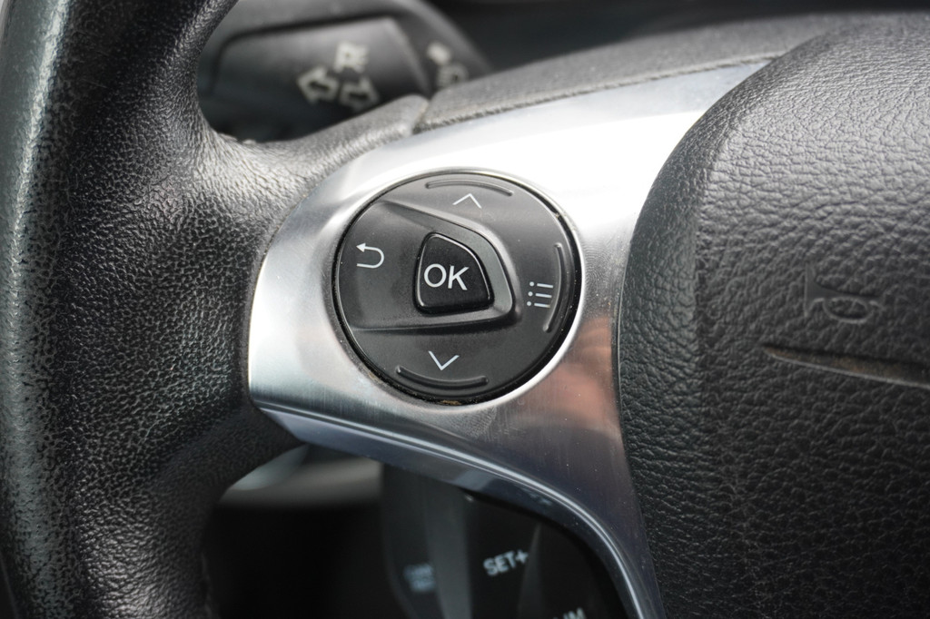 Ford Transit Connect 1.5 EcoBlue 100PK L2 EURO 6 - Airco - Navi - Cruise - Trekhaak - â¬10.900,- Excl. 20