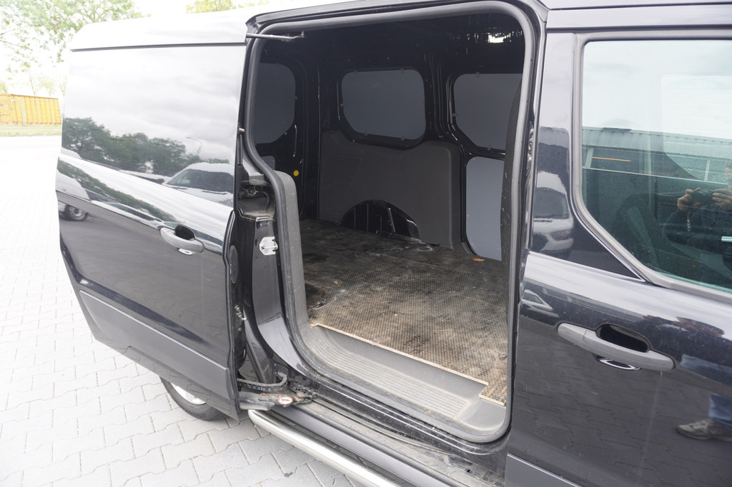 Ford Transit Connect 1.5 EcoBlue 100PK L2 EURO 6 - Airco - Navi - Cruise - Trekhaak - â¬10.900,- Excl. 8