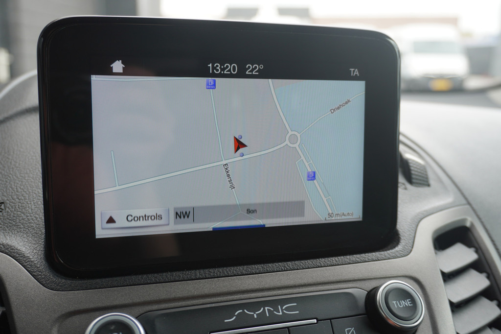 Ford Transit Connect 1.5 EcoBlue 120PK Automaat L2 EURO 6 - Airco - Navi - Cruise - Trekhaak - â¬12.900,- Excl. 16