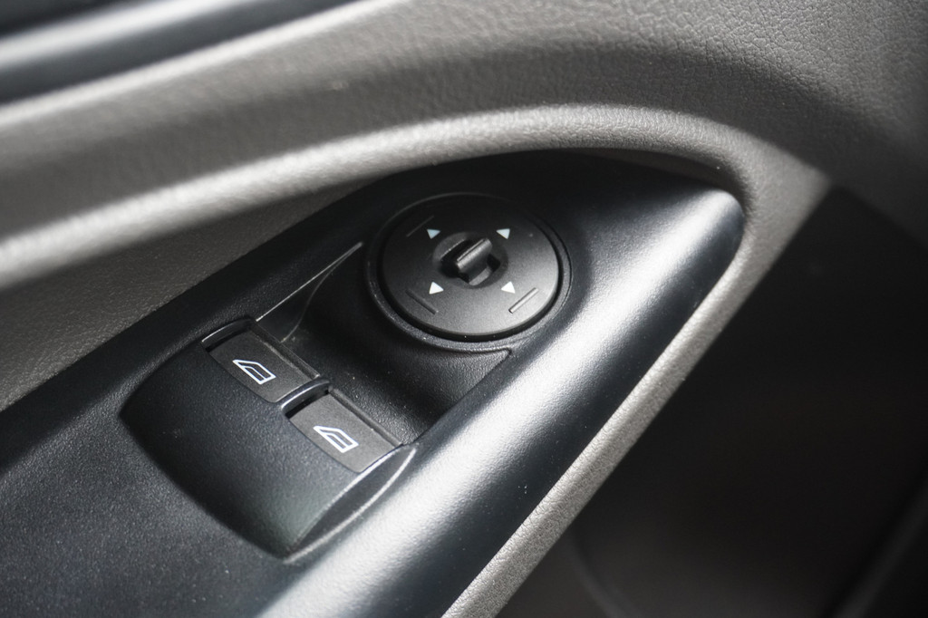 Ford Transit Connect 1.5 EcoBlue 120PK Automaat L2 EURO 6 - Airco - Navi - Cruise - Trekhaak - â¬12.900,- Excl. 21