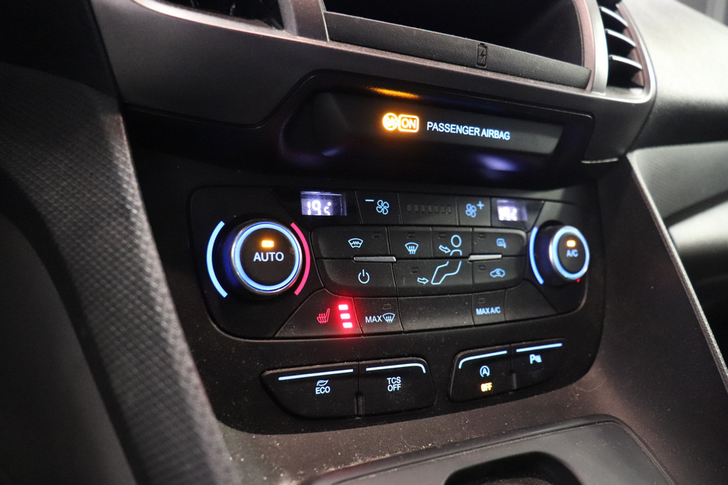 Ford Transit Connect 1.5 EcoBlue 120PK L2 Automaat - schakelt niet goed. - AC/Climate - Navi - Cruise - EURO 6 - ⬠7.950,- Excl. 13