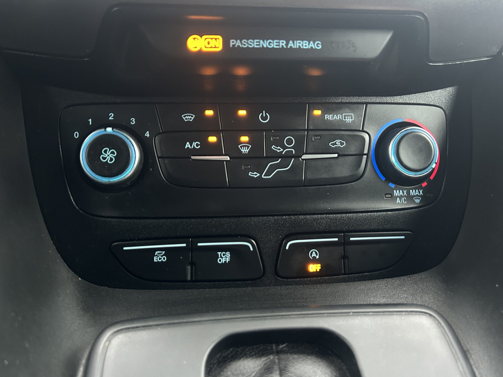 Ford Transit Connect 1.5 EcoBlue E6 TREND / AUTOMAAT / L2H1 / 1e EIG. / ACHTERKLEP / CAMERA / AFN TREKHAAK / AIRCO / CRUISE / NAVI / APPLE CARPLAY 19