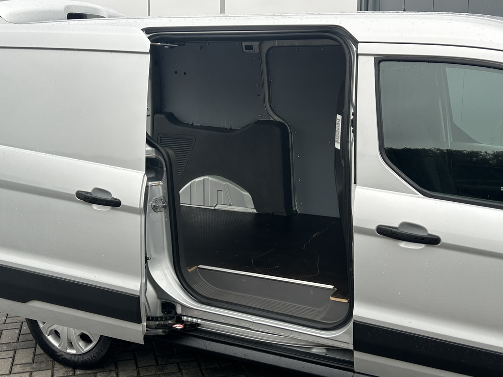 Ford Transit Connect 1.5 EcoBlue E6 TREND / AUTOMAAT / L2H1 / 1e EIG. / ACHTERKLEP / CAMERA / AFN TREKHAAK / AIRCO / CRUISE / NAVI / APPLE CARPLAY 9