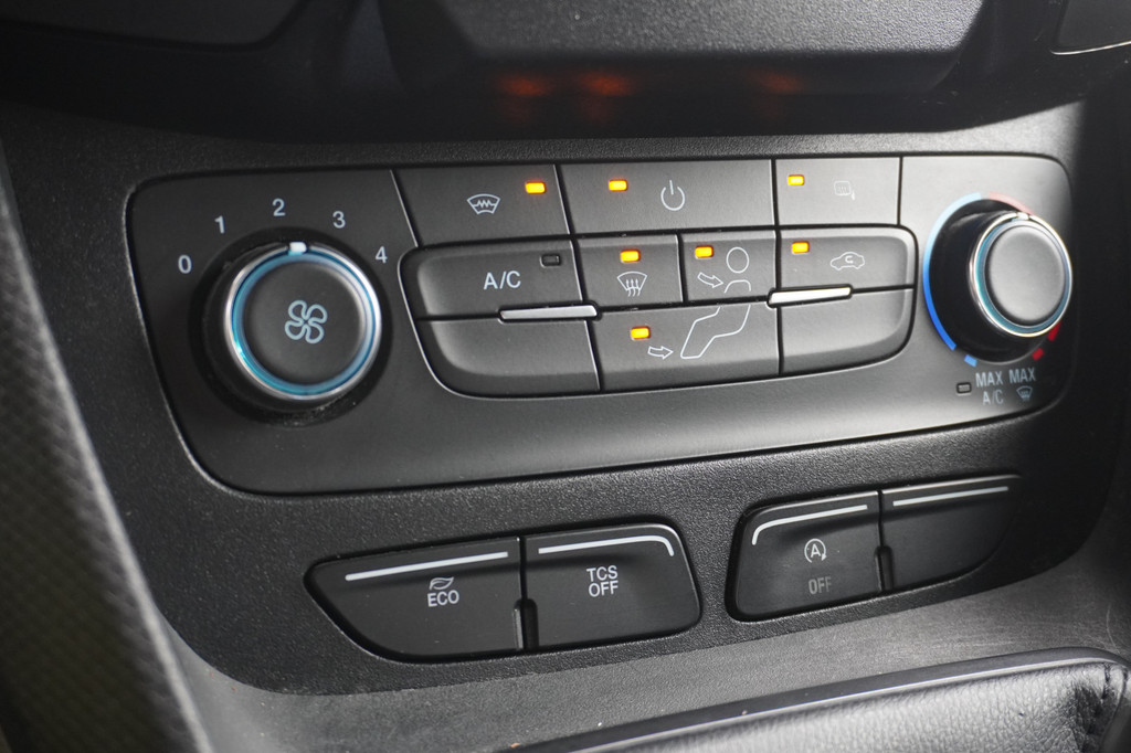 Ford Transit Connect 1.5 EcoBlue EURO 6 - Airco - Navi - PDC - â¬10.900,- Excl. 10