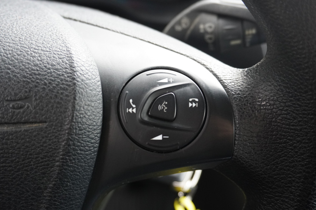 Ford Transit Connect 1.5 EcoBlue EURO 6 - Airco - Navi - PDC - â¬10.900,- Excl. 17