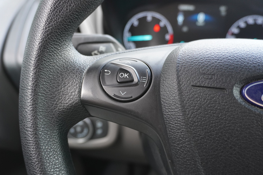 Ford Transit Connect 1.5 EcoBlue EURO 6 - Airco - Navi - Trekhaak - â¬9.499,- Excl. 16