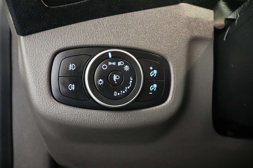 Ford Transit Connect 1.5 EcoBlue L2 100PK Automaat EURO 6 - Airco - Trekhaak- PDC - â¬9.950,- Excl. 20