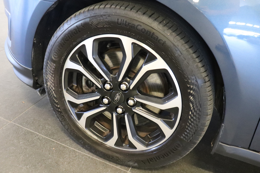 Ford Transit Connect 1.5 EcoBlue L2 120PK Automaat Limited EURO 6 - A/C Climate - Cruise - Camera - € 14.900,- Excl. 18