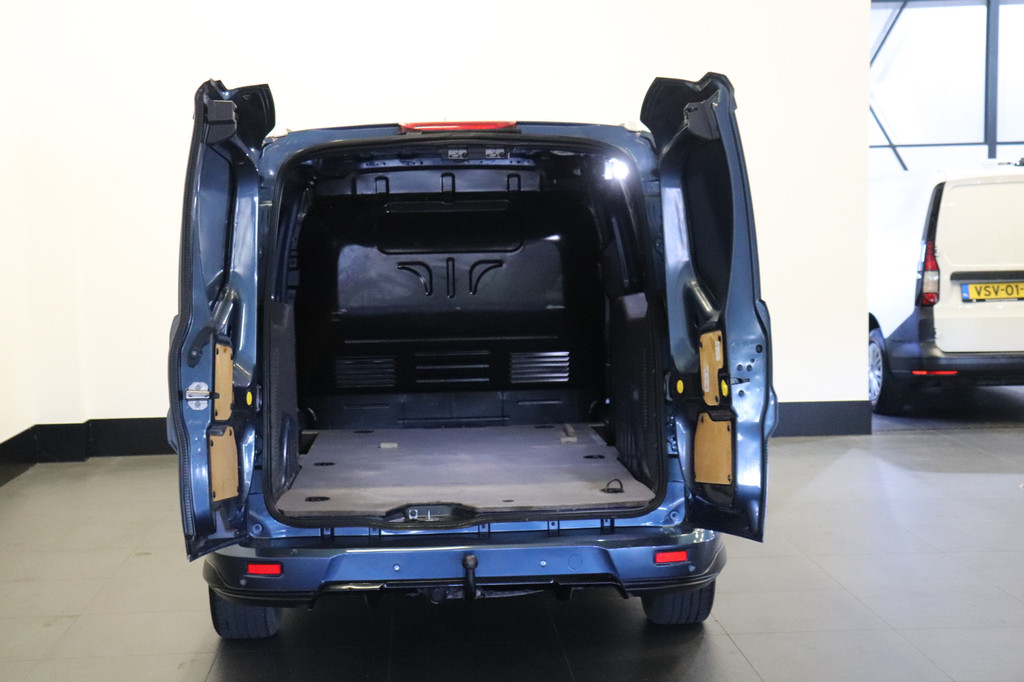 Ford Transit Connect 1.5 EcoBlue L2 120PK Automaat Limited EURO 6 - A/C Climate - Cruise - Camera - € 14.900,- Excl. 9