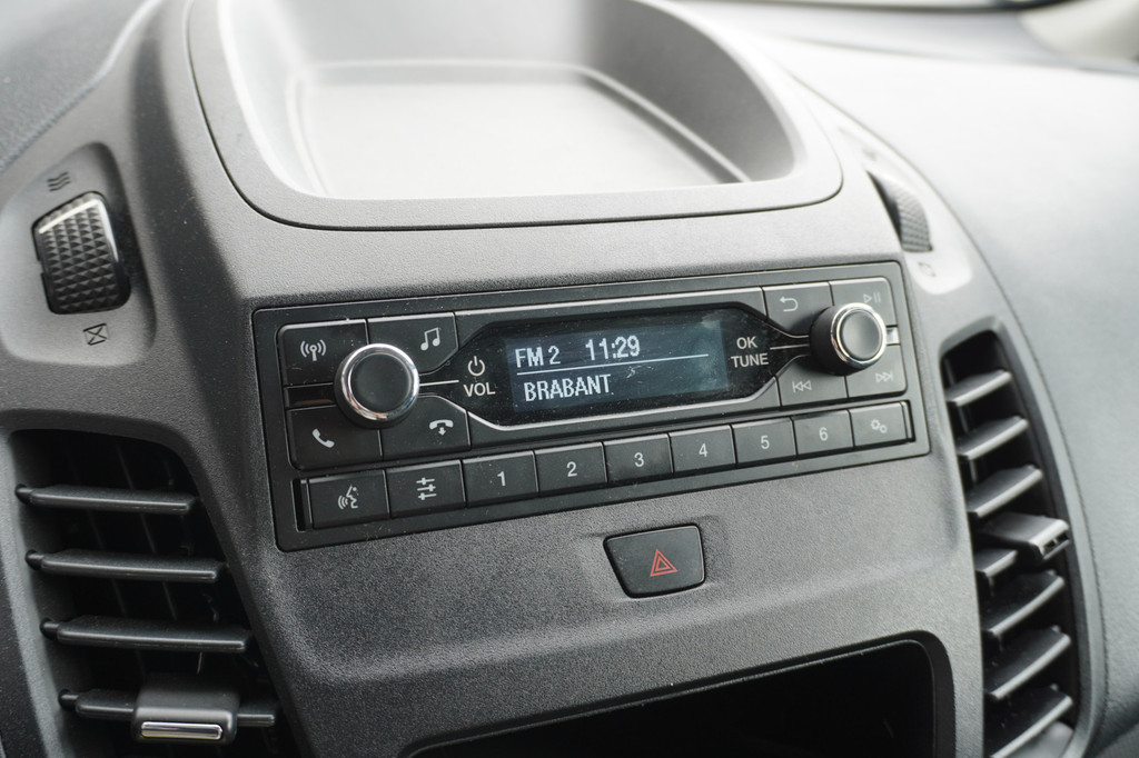 Ford Transit Connect 1.5 EcoBlue L2 EURO 6 - Airco - Cruise - â¬10.900,- Excl. 10