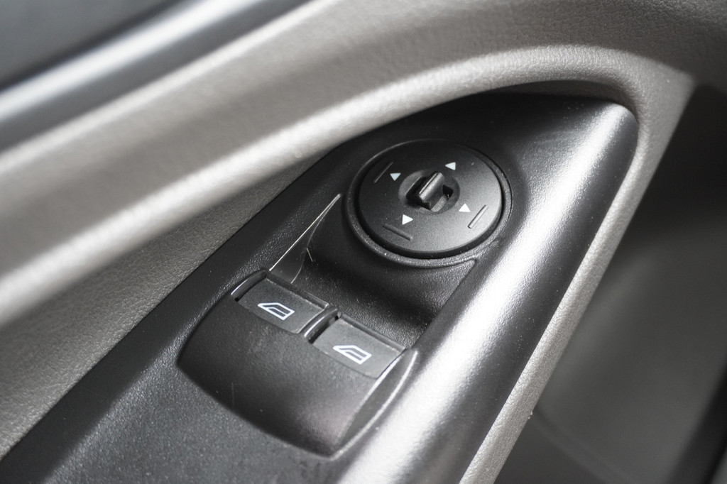 Ford Transit Connect 1.5 EcoBlue L2 EURO 6 - Airco - Cruise - â¬10.900,- Excl. 15