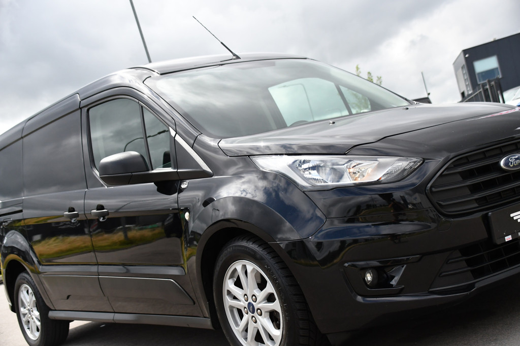Ford Transit Connect 1.5 EcoBlue L2 Edition Camera, Cruise, Carplay, 100pk, Automaat, Sensoren, Trekhaak, Airco, Multimedia, Navi, Uniek! 17