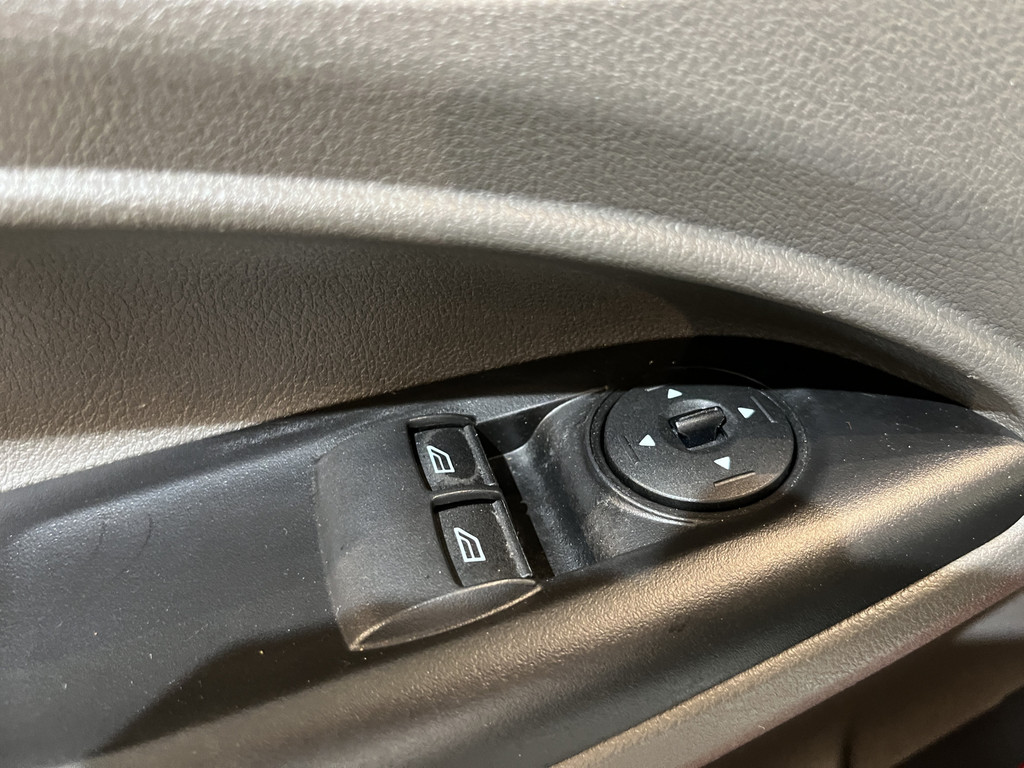 Ford Transit Connect 1.5 EcoBlue L2 Trend / Servicebus / Bott Inrichting / Euro 6 / Airco / CarPlay / Camera / Navigatie / 55.000 KM !! 14