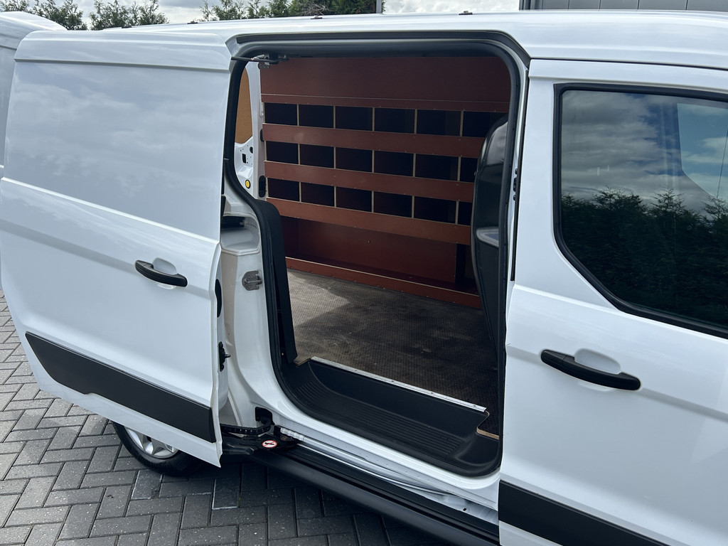 Ford Transit Connect 1.5 TDCI 101 PK / L2H1 / 1e EIG. / 96.004 KM !! / AIRCO / CRUISE / BLUETOOTH / 3-ZITS / TREKHAAK / INRICHTING 9