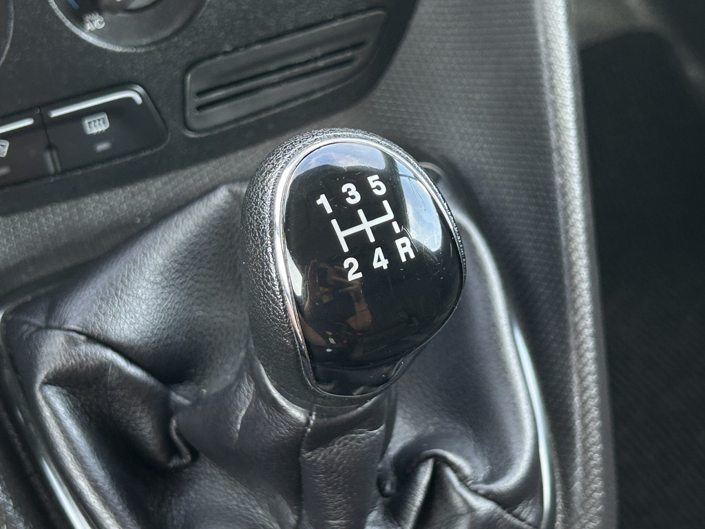 Ford Transit Connect 1.5 TDCI 101 PK / L2H1 / 1e EIG. / AIRCO / CRUISE / TREKHAAK / INRICHTING / IMPERIAAL 16