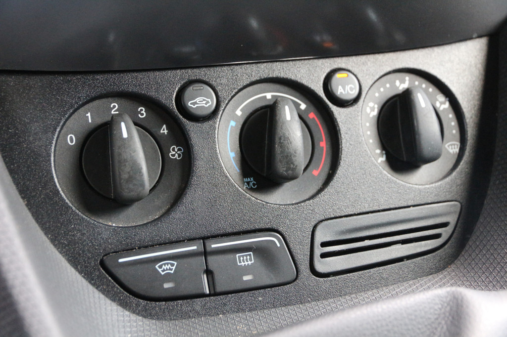 Ford Transit Connect 1.5 TDCI 75 | L1 | Orig. Navi | Camera | Cruise | Airco.. 12