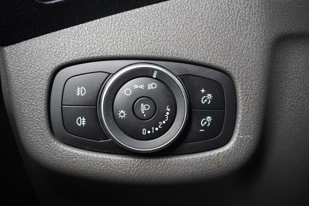 Ford Transit Connect 1.5 TDCI Automaat 100PK L2 EURO 6 - Airco - Trekhaak - PDC - â¬11.900,- Excl. 15